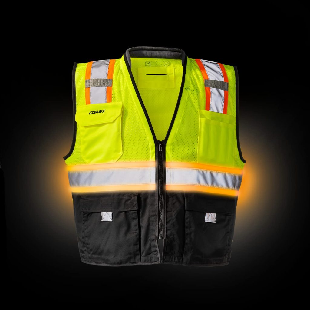 Coast SV500 High-Vis Rechargeable Lighted Safety Vest with COAST-Patented CIRCLIGHT 360 Safety Technology, Large