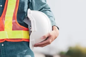 Best Practices for Wearing and Maintaining an Electrical Hard Hat